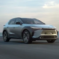 Toyota ra mắt SUV điện bZ4X đầu tiên