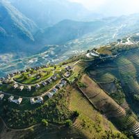 Vẻ đẹp khu nghỉ dưỡng trên mây ở Sa Pa - 1