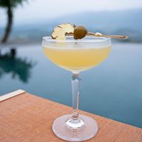 pool bar tai avana retreat mai chau