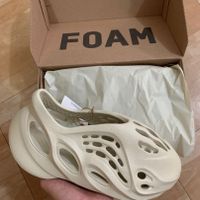 yeezyfoamrunnersand1616988714b821b57a-16209638555941051244483.jpg