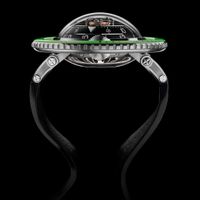 MB&F HM7 Aquapod: Mang nhịp đập Flying Tourbillon tỏa sáng