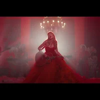 Taylor Swift tiếp tục "đánh úp" khán giả với MV "I Bet You Think About Me"