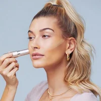 Hailey Bieber chia sẻ thông tin về thương hiệu làm đẹp Rhode
