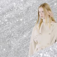BST Burberry Xuân- Hè 2022: Animal Instinct sự tự do trong trí tưởng tượng
