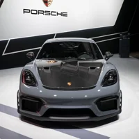 Porsche 718 Cayman GT4 RS ra mắt với cấu hình mạnh mẽ
