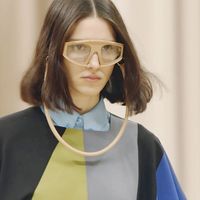 BST Burberry Thu Đông 2021- Bức thư tình lãng mạn