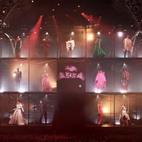 AZ Factory Xuân Hè 2022 "Love Brings Love”- tưởng nhớ NTK Alber Elbaz
