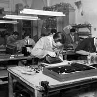 lich-su-gucci-atelier-florence-1921.jpg