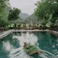 hồ bơi staycation tam cốc đẹp