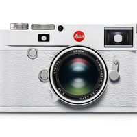 Leica M10