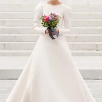 váy cưới Chanel