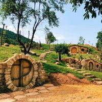 Địa điểm du lịch ở Huế: Bạch Mã Village