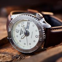 Seiko 5 Sports X Evisen Skateboards
