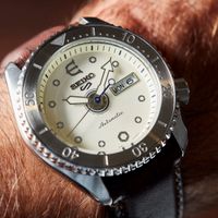 Seiko 5 Sports X Evisen Skateboards