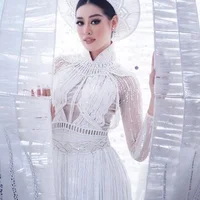 Trang phục Kén Em của Khánh Vân