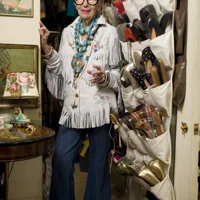 Iris Apfel - Người mẫu 100 tuổi