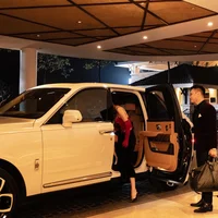 Siêu xe tiền tỷ được Khắc Việt sử dụng trong Mv mới