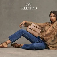 Chiến dịch quáng bá mới của Valentino hợp tác cùng diễn viên Zendaya