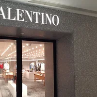 Valentino tuyên bố ngừng sử dụng lông thú trong các thiết kế của hãng