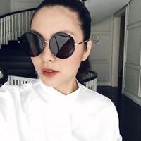 Bí kíp mix đổ và kính mát của Hà Tăng