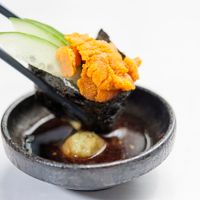 Sashimi nhum