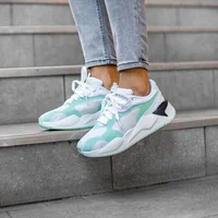 Các sản phẩm của Puma mang vẻ đẹp thời thượng với phong cách vô cùng trẻ trung