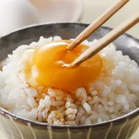 cơm trộn trứng sống của Nhật