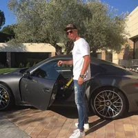Chiếc Porsche Turbo S 911 của Ronaldo
