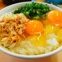 Điều gì đã khiến Tamago Kake Gohan - Cơm trộn trứng sống của Nhật trở nên cực kỳ nổi tiếng?