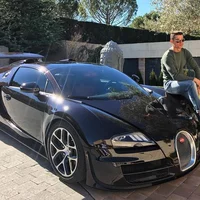 Chiếc Bugatti Veyron của Ronaldo.