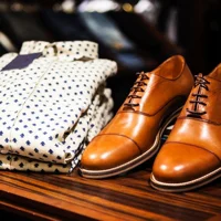 Không chỉ đơn giản là phương tiện đi lại hay một món đồ thời trang, giày tây còn thể hiện đẳng cấp và nét cá tính riêng biệt của người đàn ông sở hữu chúng.