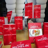 Top nhà hàng Châu Âu sang trọng được đề xuất bởi Cẩm nang ẩm thực Michelin