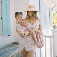 Kylie Jenner lập thương hiệu thời trang dành cho trẻ em