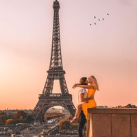 Tháp Eiffel