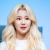 JooE (MOMOLAND)