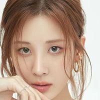 Sao K-pop chia sẻ bí quyết để có làn da trắng như sứ, mịn như nhung - P2-2