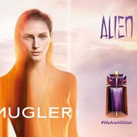 Thierry Mugler - sự quyến rũ vượt ngoài hành tinh.