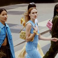 Fendi “nâng cấp” chiếc túi baguette cổ điển cho mùa hè 2021