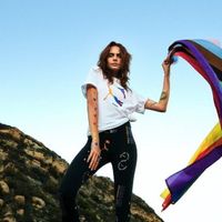 PUMA và Cara Delevingne ra mắt BST kỷ niệm Pride Month