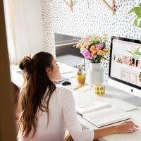 Ánh sáng xanh ảnh hưởng đến làn da