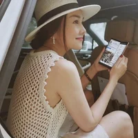 Thanh Hằng diện áo móc siêu gợi cảm.
