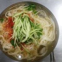 Naeng-kalguksu