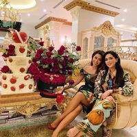 Muốn ăn chơi hết nấc mà vẫn chuẩn sang chảnh khi diện đồ hiệu? Nhìn em chồng Hà Tăng mà học hỏi này! - Ảnh 8.