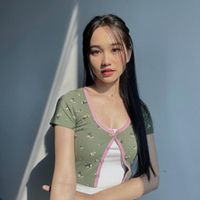 Instagram look sao Việt tuần qua: Hà Tăng ở nhà mà lên đồ sang hết nấc, vòng 1 xôi thịt của Minh Hằng chiếm sóng - Ảnh 7.
