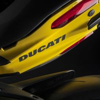 Siêu mô tô 2022 Ducati Diavel 1260 S-4