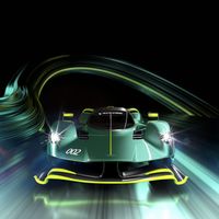 Ra mắt siêu phẩm Aston Martin Valkyrie AMR Pro - Xe đua 1.000 mã lực-2