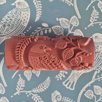 Tự tay làm mới không gian cùng con lăn sơn hoa văn đẹp, sang như dùng giấy dán tường-5