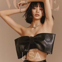 6 lần Lisa xuất hiện trên bìa tạp chí Vogue-6