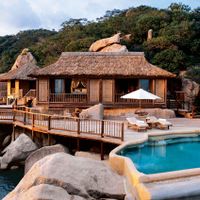 Bất chấp Covid-19, Ninh Vân Bay thâu tóm thêm 2 khu nghỉ dưỡng cao cấp mới - 1