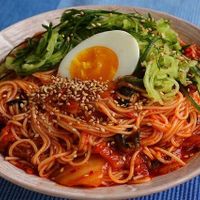Mỳ Makguksu là món ăn giải nhiệt mùa hè cực thích mà bạn không nên bỏ qua